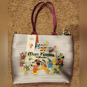 NWT Harvey's Disney tote